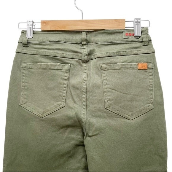 Peace Love World Olive Green Raw Hem Button Front Flare Jeans Women’s Size 2 - Picture 6 of 12